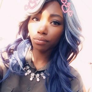 Meet your Posher, Chataszia